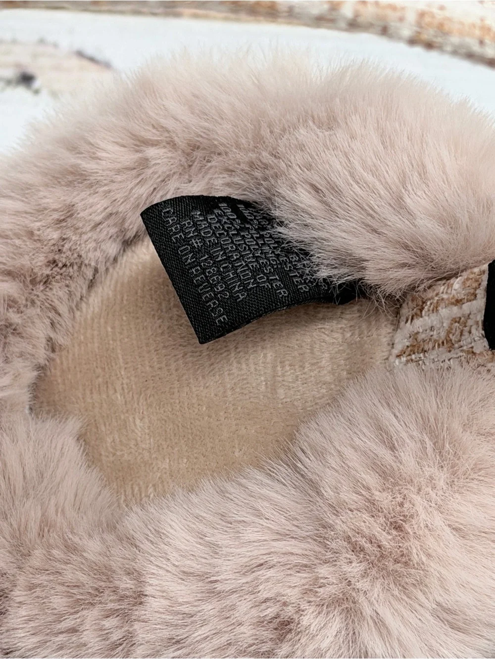 Plush Faux Fur Earmuffs in Blush